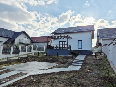 Casă P+M de vânzare – Pitești, Str. Constantin Dobrogeanu Gherea